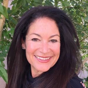 Meet your Posher, Debra